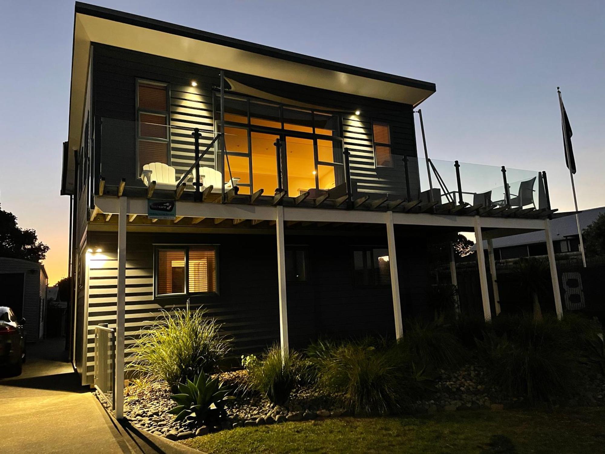Oceans 8 - Mangawhai Heads Holiday Home Ngoại thất bức ảnh