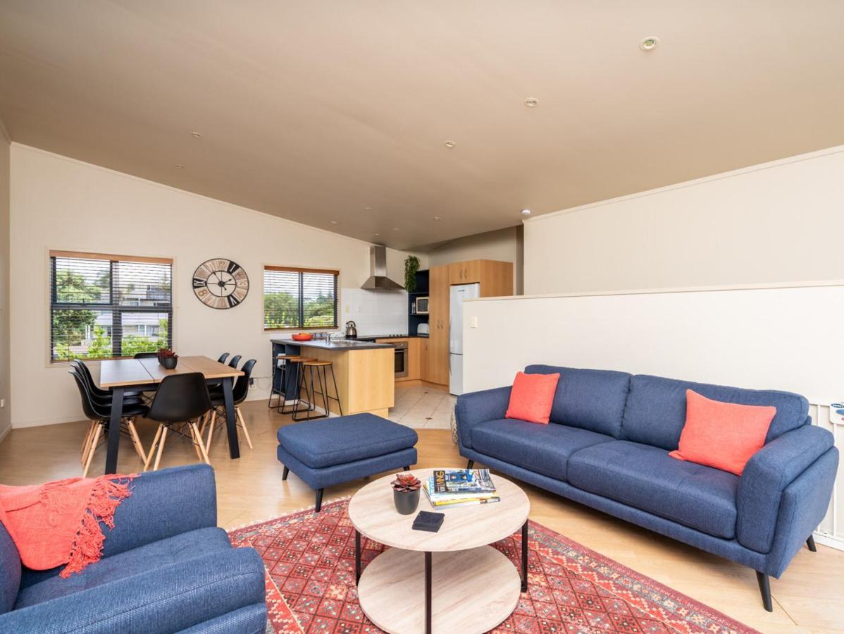 Oceans 8 - Mangawhai Heads Holiday Home Ngoại thất bức ảnh