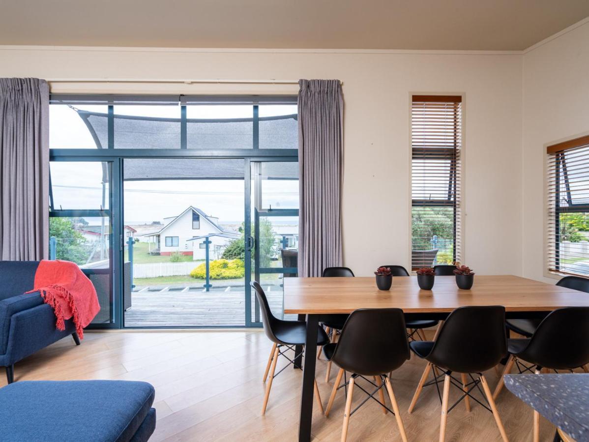 Oceans 8 - Mangawhai Heads Holiday Home Ngoại thất bức ảnh